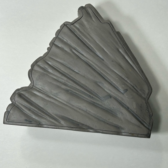 Game of Thrones x Funko POP #63 - Daenerys Targaryen on Dragonstone Throne - Picture 4 of 5